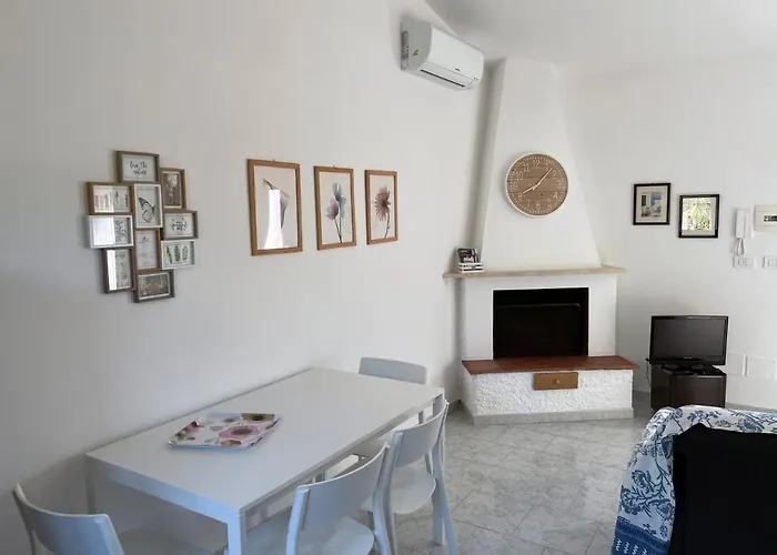 Casetta Tra Gli Ulivi *